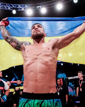 Image post by @bellatormma on Instagram