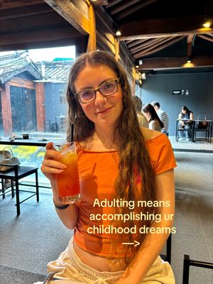Video post by @sophieasimoens on TikTok