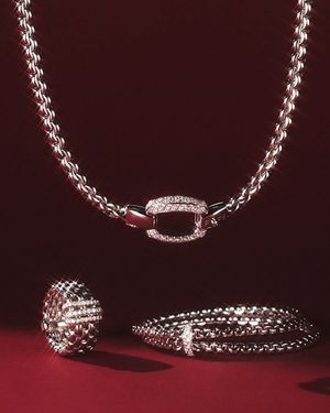 Image post by @harpersbazaarkorea on Instagram