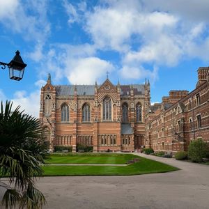 Image post by @oxford_uni on Instagram