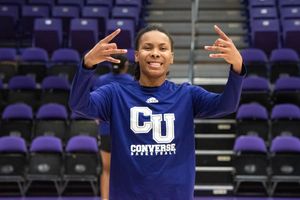 Image post by @Converse_wbb on Twitter