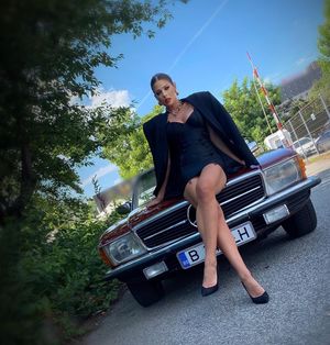Image post by @roxananemes on Instagram