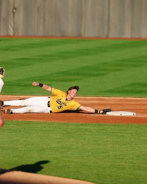 Image post by @uibaseball on Instagram