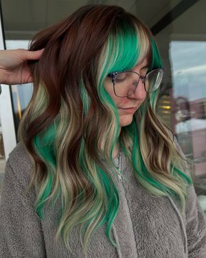 Image post by @pulpriothair on Instagram