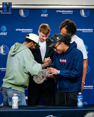 Image post by @dallasmavs on Instagram