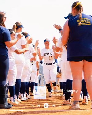 Image post by @etsubucssoftball on Instagram