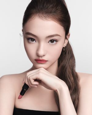 Image post by @voguehongkong on Instagram