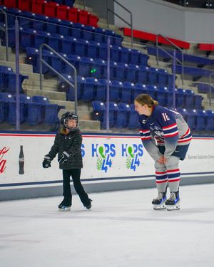 Image post by @hockey_east on Instagram