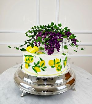 Image post by @rr_cakedesigners on Instagram