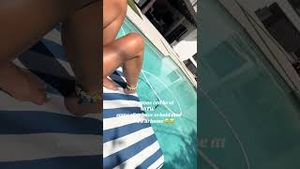 Video post by @shop.with.caroline on YouTube