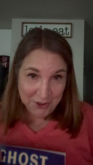Video post by @juliebrangersjonesauthor on Facebook