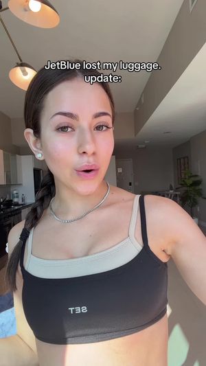 Video post by @anyaweitz on TikTok