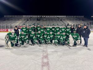 Image post by @hockeydaymn on Instagram