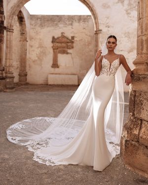 Image post by @dama_couture on Instagram