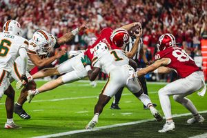 Image post by @TheHoosierNet on Twitter