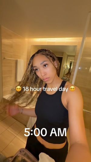 Image post by @mariahcrose on Instagram