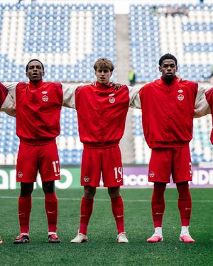 Image post by @canmnt on Instagram