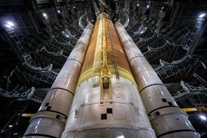 Image post by @nasaartemis on Instagram