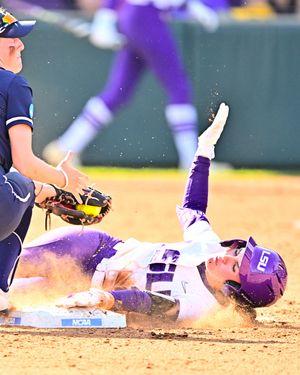 Image post by @lsusoftball on Instagram