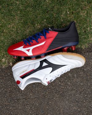 Image post by @soccerdotcom on Instagram