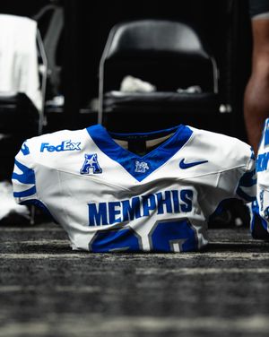 Image post by @memphisfootball on Instagram