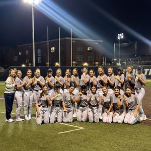 Image post by @etbu_softball on Instagram