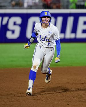 Image post by @uclasoftball on Instagram