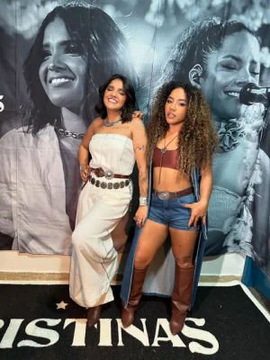 Image post by @cristinasoficial on TikTok
