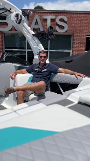 Image post by @charlotteskiboats on Facebook