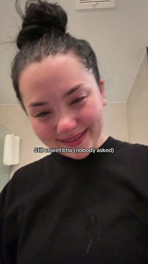 Video post by @laurenspencerspam on TikTok