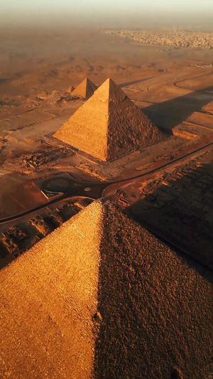 Video post by @droneartgallery on Instagram