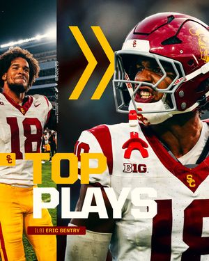 Image post by @uscfb on Instagram