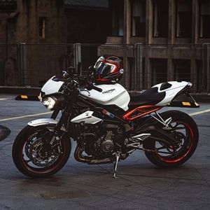 Image post by @wolfridesbikesWRB on Facebook