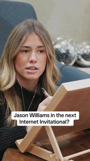Video post by @vivalastool on TikTok
