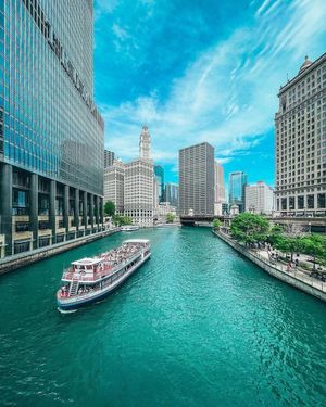 Image post by @chicago.explore on Instagram