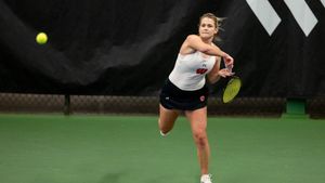 Image post by @BadgerWTennis on Twitter