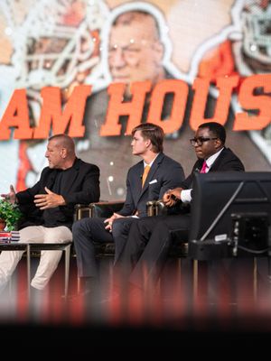 Image post by @bearkatsfb on Instagram