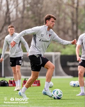 Image post by @dcunited on Instagram