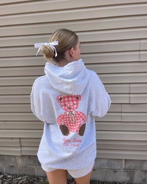 Image post by @utees_deltazeta on Instagram