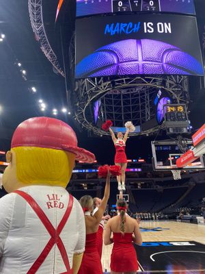 Image post by @HuskerSpirit on Twitter