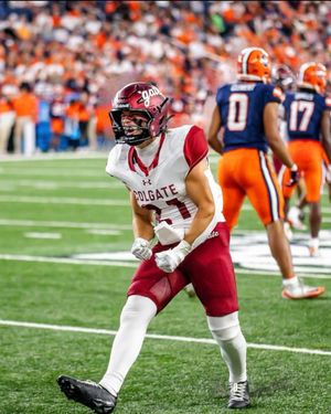 Image post by @colgatefb on Instagram