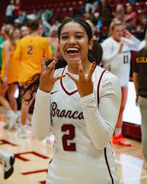 Image post by @santaclarawbb on Instagram