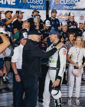 Image post by @LVMotorSpeedway on Facebook