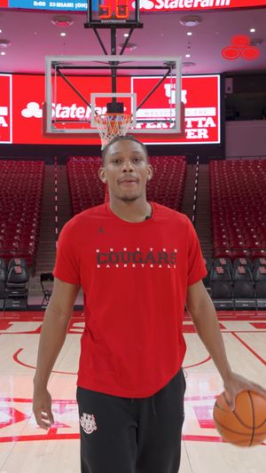 Video post by @UHCougarMBK on Facebook