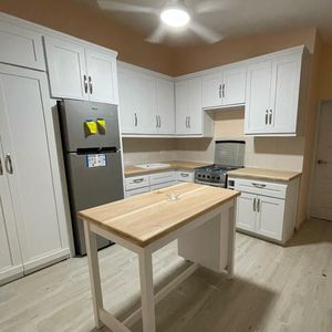 Image post by @woodworks_by_benks on Instagram