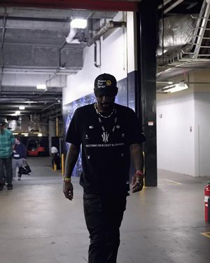 Video post by @kyrieirving on TikTok