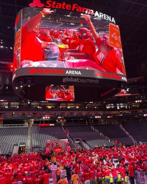 Image post by @StateFarm on Twitter