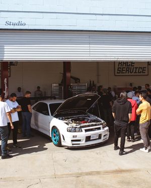 Image post by @race.service on Instagram