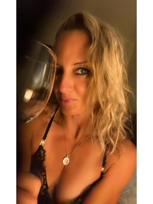 Image post by @emilywebleysmith on Instagram
