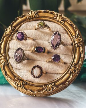 Image post by @maejeanvintage on Instagram